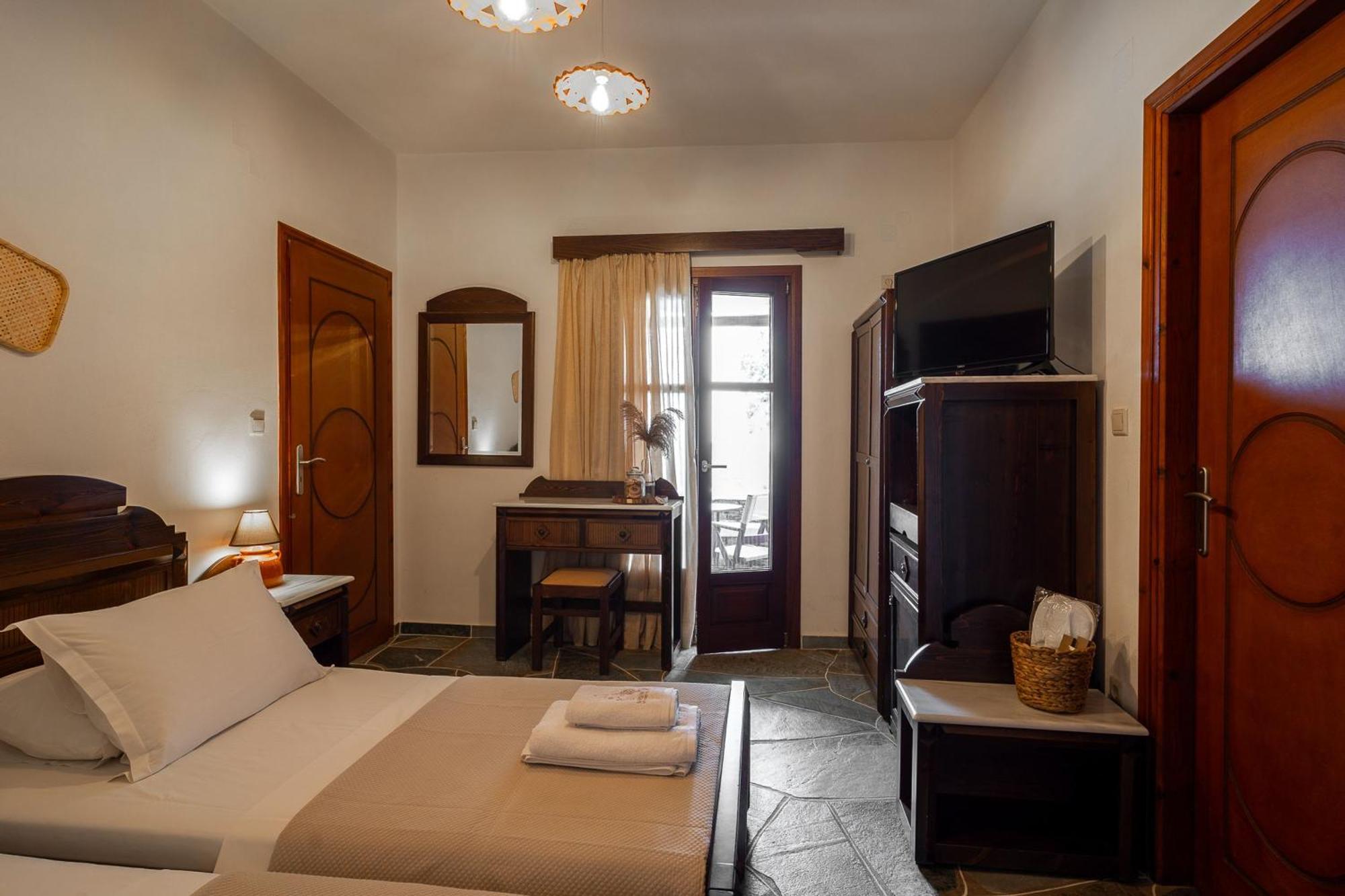 Mirsini Apartments In Sifnos Vathi  Exterior foto